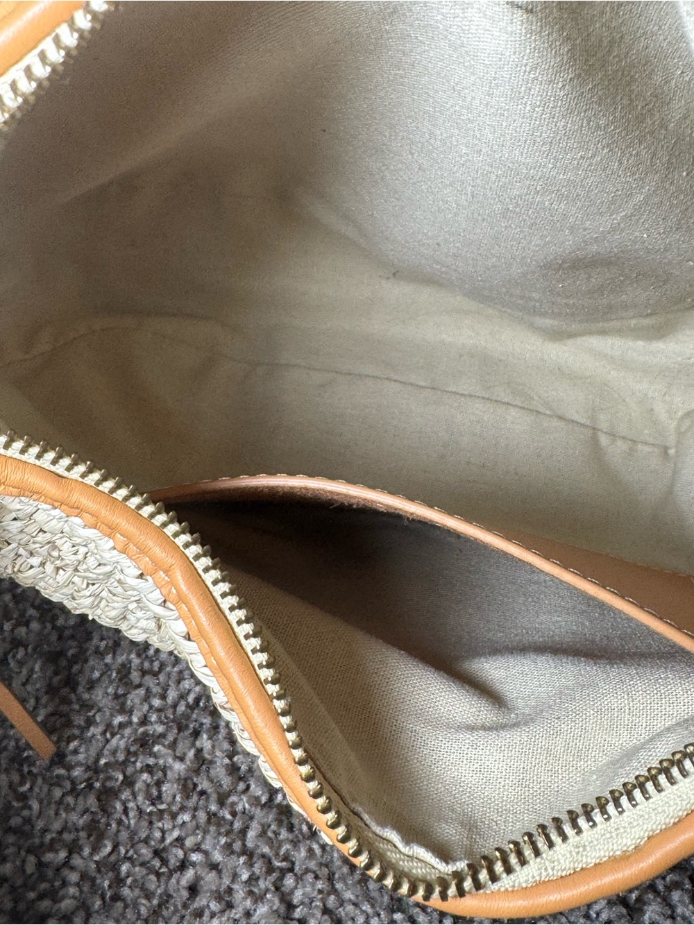 POOLSIDE| The Josie Shoulder Bag in Mixed Natural Raffia| Revolve - Picture 9 of 12
